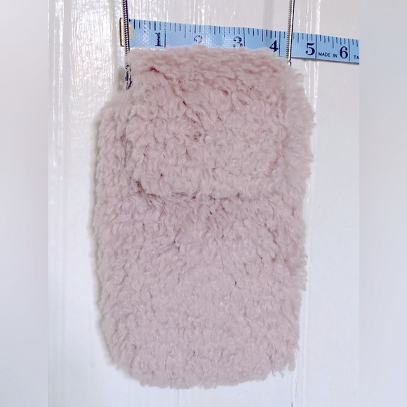 *3 for $20* NWOT Teddy Crossbody bag, pale pink, silver-toned chain, A New Day - Picture 9 of 10